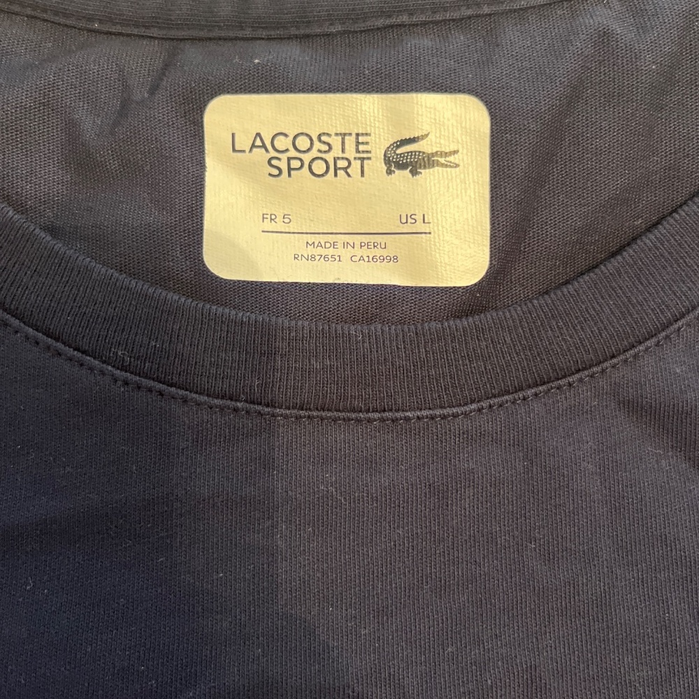 Lacoste tshirt - Picture 2 of 3